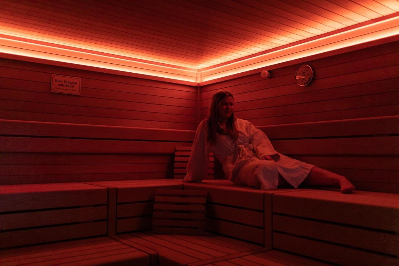 Tide Hotel ヴィルヘルムスハーフェン エクステリア 写真